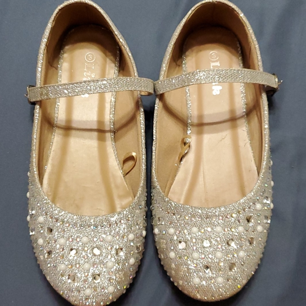Girls dress shoes